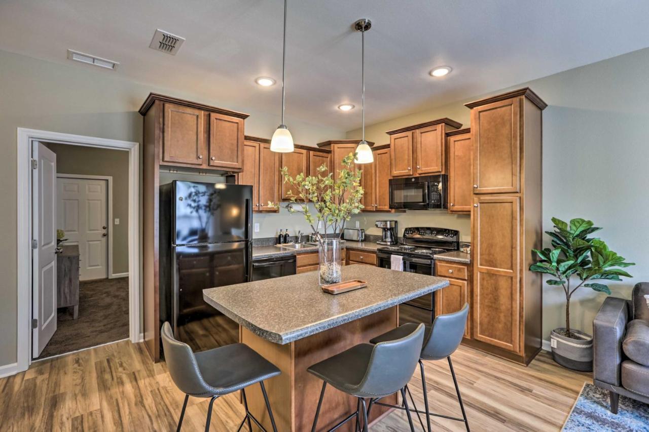 Ideally Located And Elegant Condo With Balcony! Tallahassee Luaran gambar